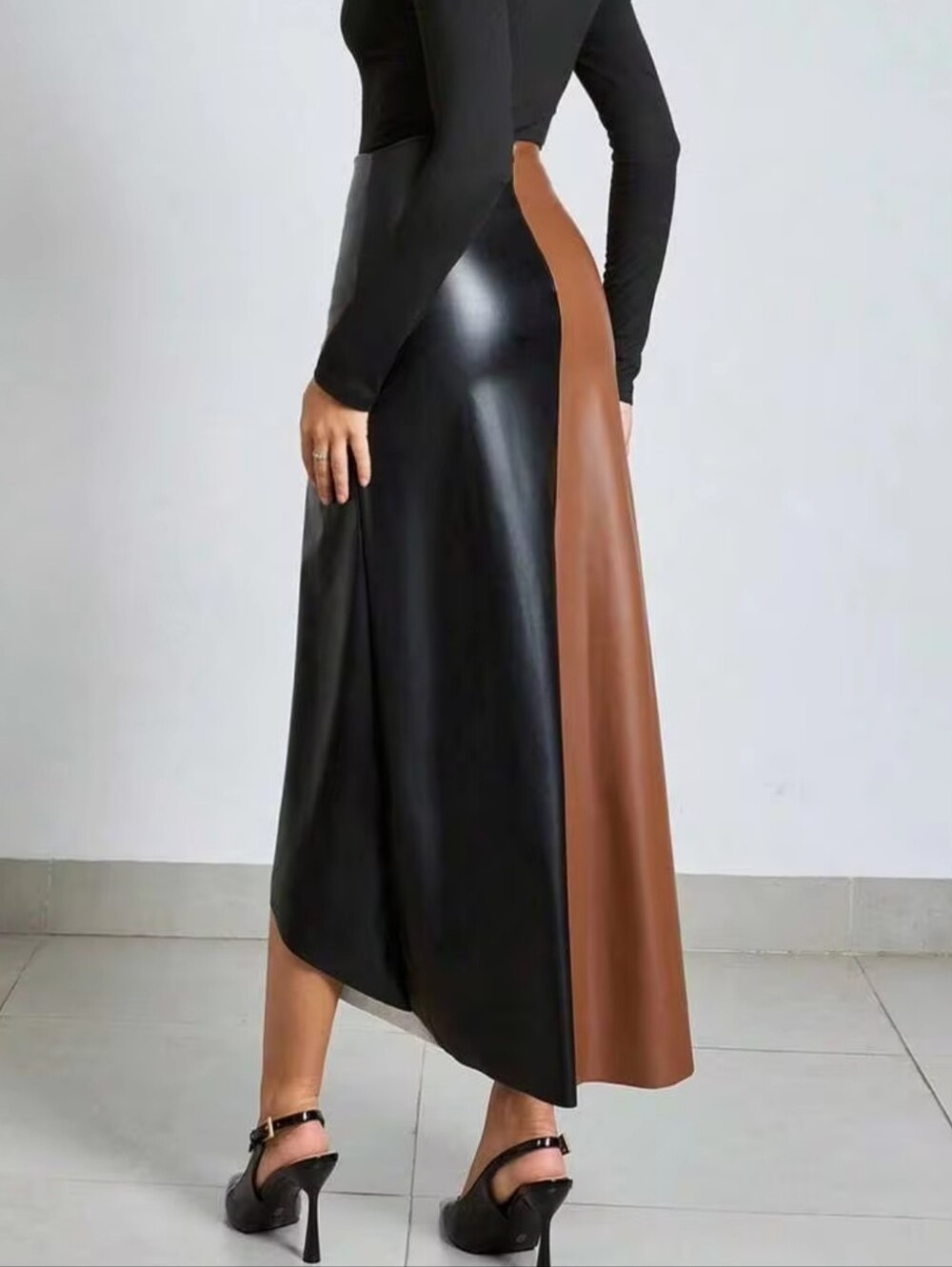 ✨STUNNING Tri-Panel Faux Leather Asymmetric Midi Skirt - Picture 3 of 5